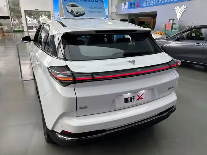 城市纯电动suv, 为您打造舒适驾乘体验-哪吒x车友圈-网上车市汽车社区