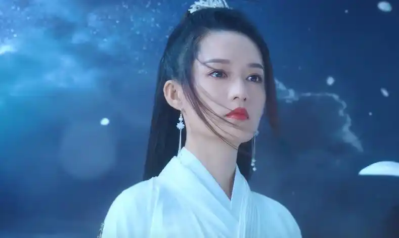 时隔两年李沁再次回归《梦幻新诛仙》,美到让粉丝舔屏