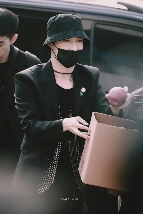 微博之夜##张艺兴krump之王