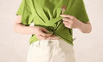 用皮筋扎衣服下摆