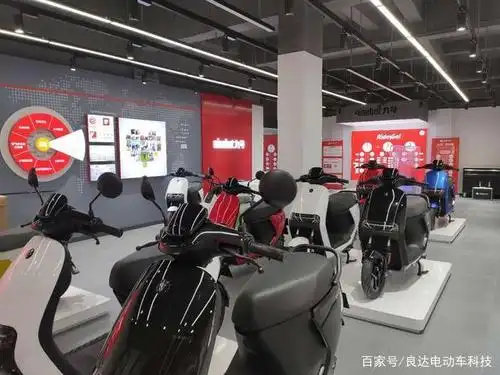 玉林首家!九号电动车品牌店初探,科技与美感的结合