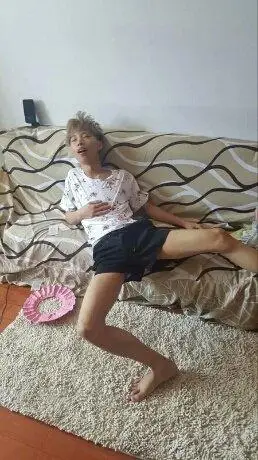 你与今夏最火的葛优躺只差一件碎花t恤笑cry了