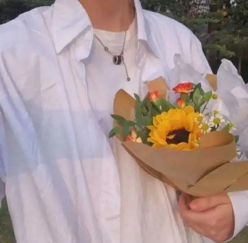 情侣头像捧花情头情头情侣