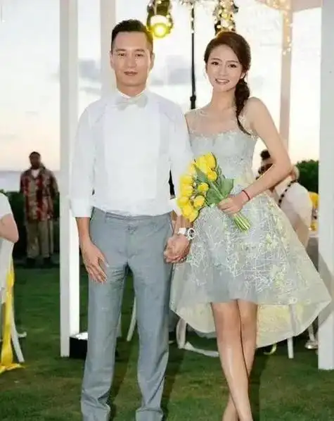 富贵|阔太|安以轩|陈荣炼|娱乐圈|徐熙媛|百亿家产_网易订阅