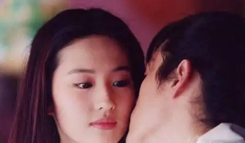 刘亦菲与10大男星激吻床戏大曝光