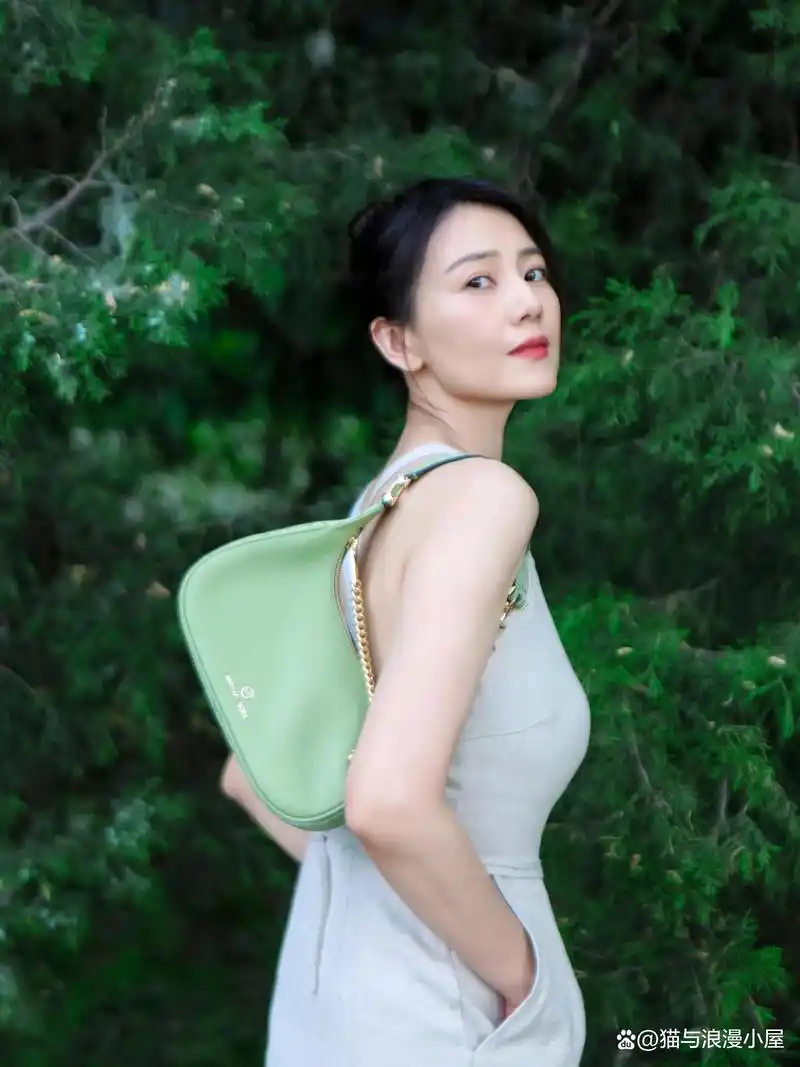 高清写真,高圆圆的美照!