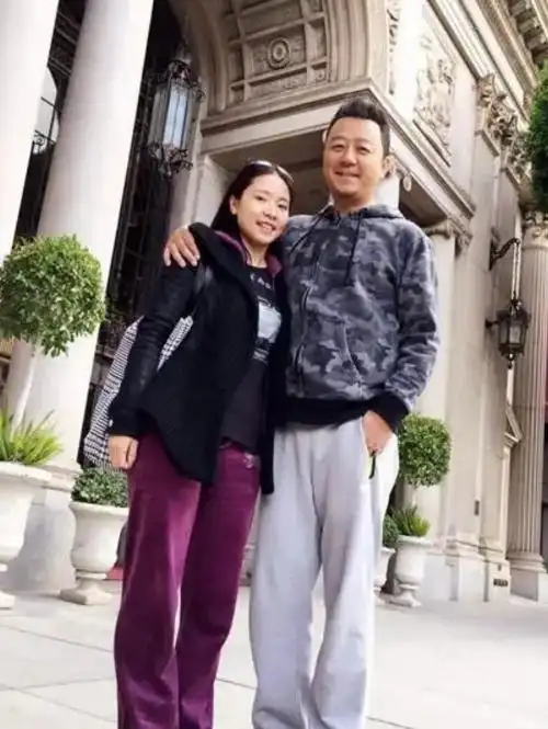 回顾郭涛妻子李燃嫁大17岁丈夫5年连生俩孩子她幸福吗