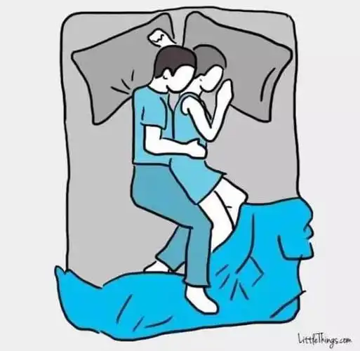 老公抱着老婆睡