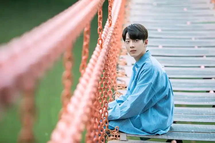 赖冠霖初恋那件小事持续热播湿发拳击展超a魅力