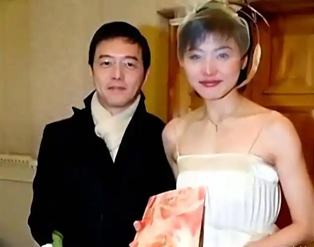 演员张延:嫁大5岁香港丈夫,婚后生一女,如今女儿比她还漂亮_张锦_工作