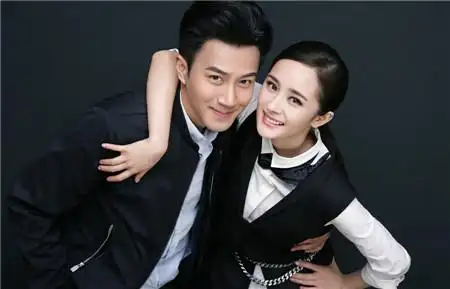 明星婚礼现场:杨幂刘恺威新婚夫妇look甜蜜情侣照(4)