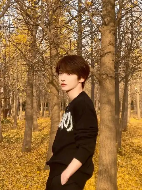 刘宇温暖穿搭延迟秋意##刘宇的ootw