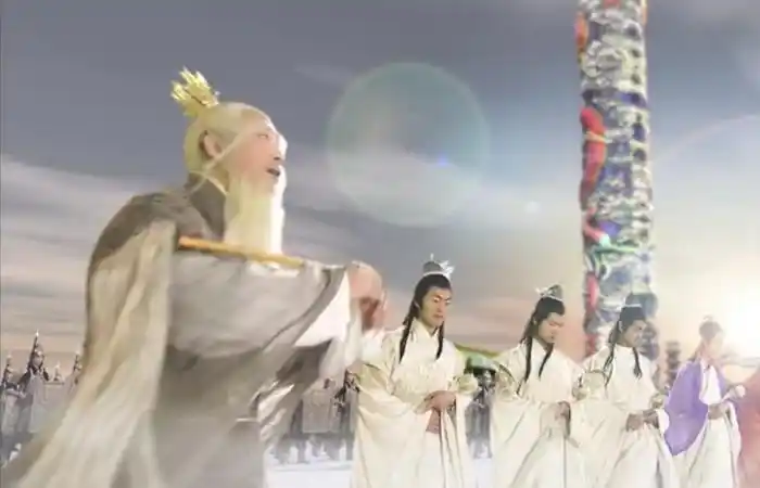 当如来佛祖就座后,天上的神仙统统地来给如来佛祖打招呼.