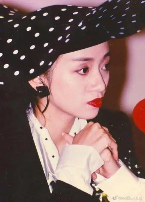 1992年梅艳芳为什么被人打耳光后来这件事是如何解决的