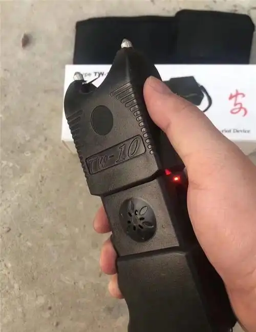 阳江刀网 野外防身 防身电棍 tw10天网电棍