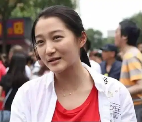 虽然关晓彤是童星出道,也算是老戏骨了,但是还是有网友对关晓彤的演技