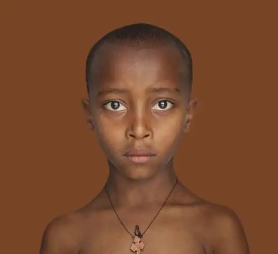 摄影师拍摄的世界各地不同人的肤色你感觉谁