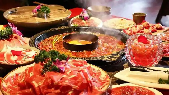 再见小龙坎火锅你让顾客失望的远不止加盟店的地沟油