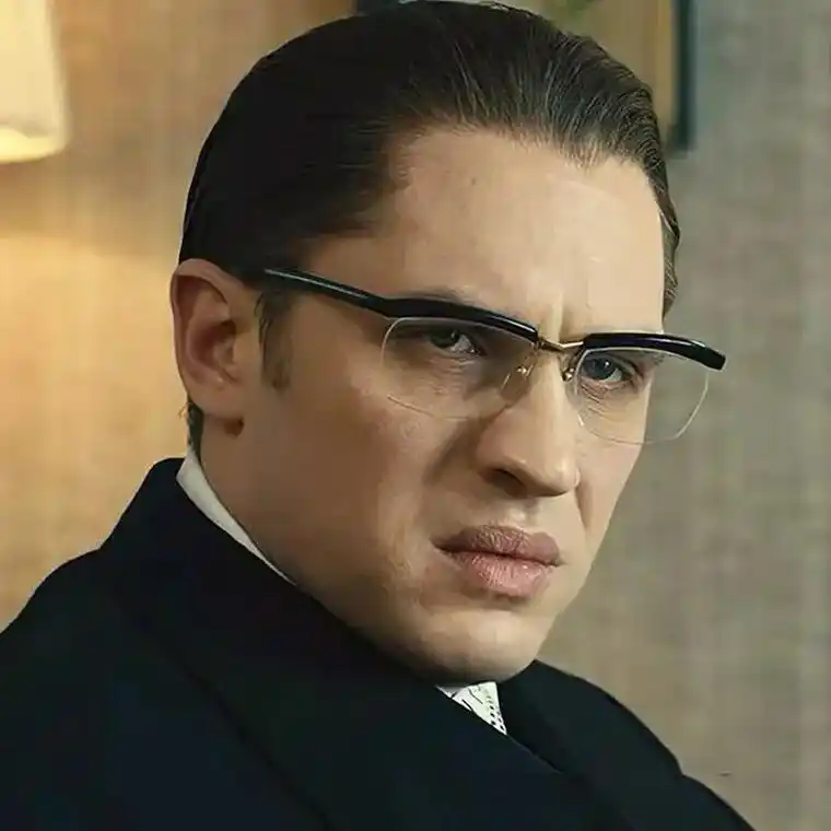 应粉丝要求 汤姆哈迪头像#汤姆哈迪 #压迫感 #主页取图 - 抖音