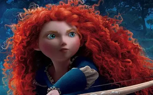 再来一张梅莉达的近照,重点看那圆脸——哦,不——看那比真实更真的