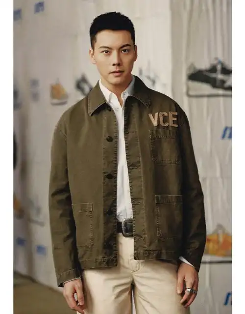 陈伟霆飞行夹克造型#随性时尚的短发霆哥@william威廉陈伟霆帅!