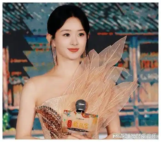 知名导演公开示爱赵丽颖爱你到无法自拔愿用女一号换你