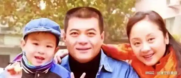 演员唐静与王新军离婚15年如今55岁的她却仍在坚持兑现诺言