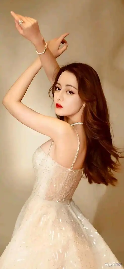 迪丽热巴美图合集