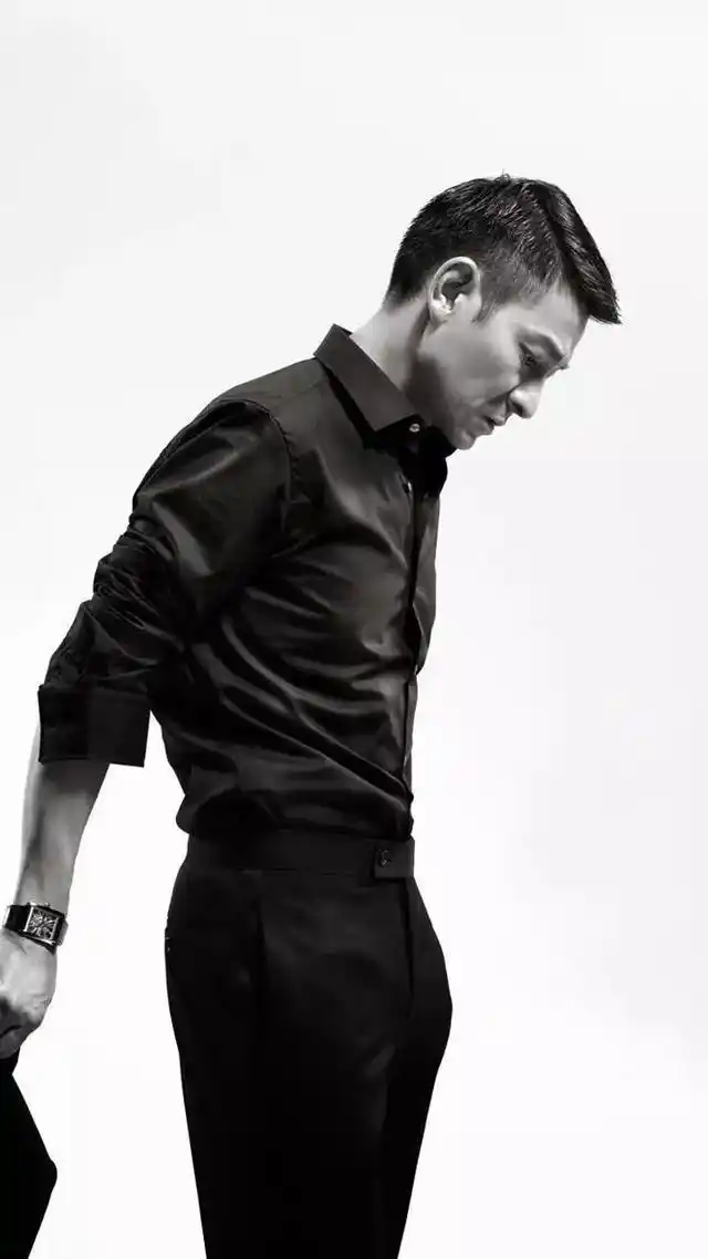 范冰冰出席活动与刘德华同框互相环腰cp感满满李晨你怕了吗