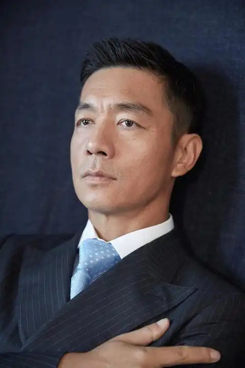 国内男演员 40岁内地男演员排行榜 张嘉译排第一,乔振宇上榜