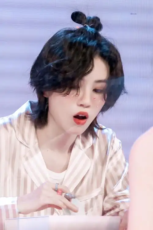 陆柯燃[超话]##陆柯燃21g线下签售会