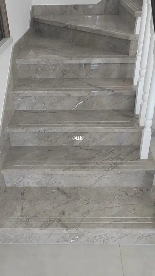 大理石楼梯
