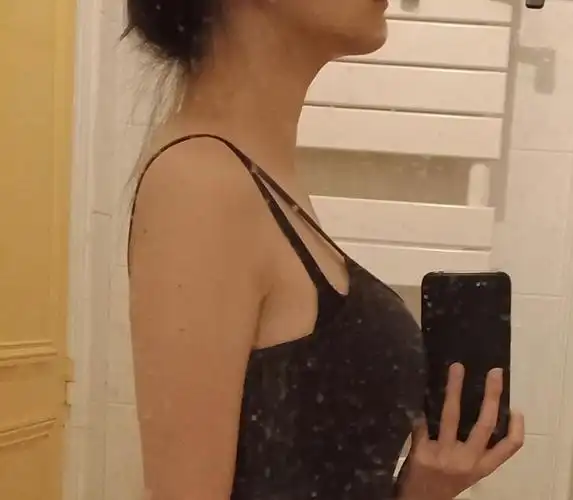 请问刘亦菲们脖子前倾怎么改善呀