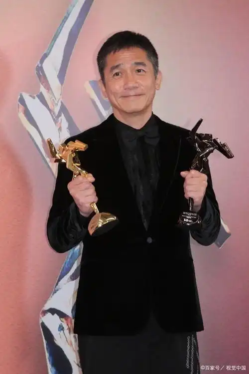 3月12日,第16届亚洲电影大奖在香港举行,梁朝伟,汤唯分别获得最佳男