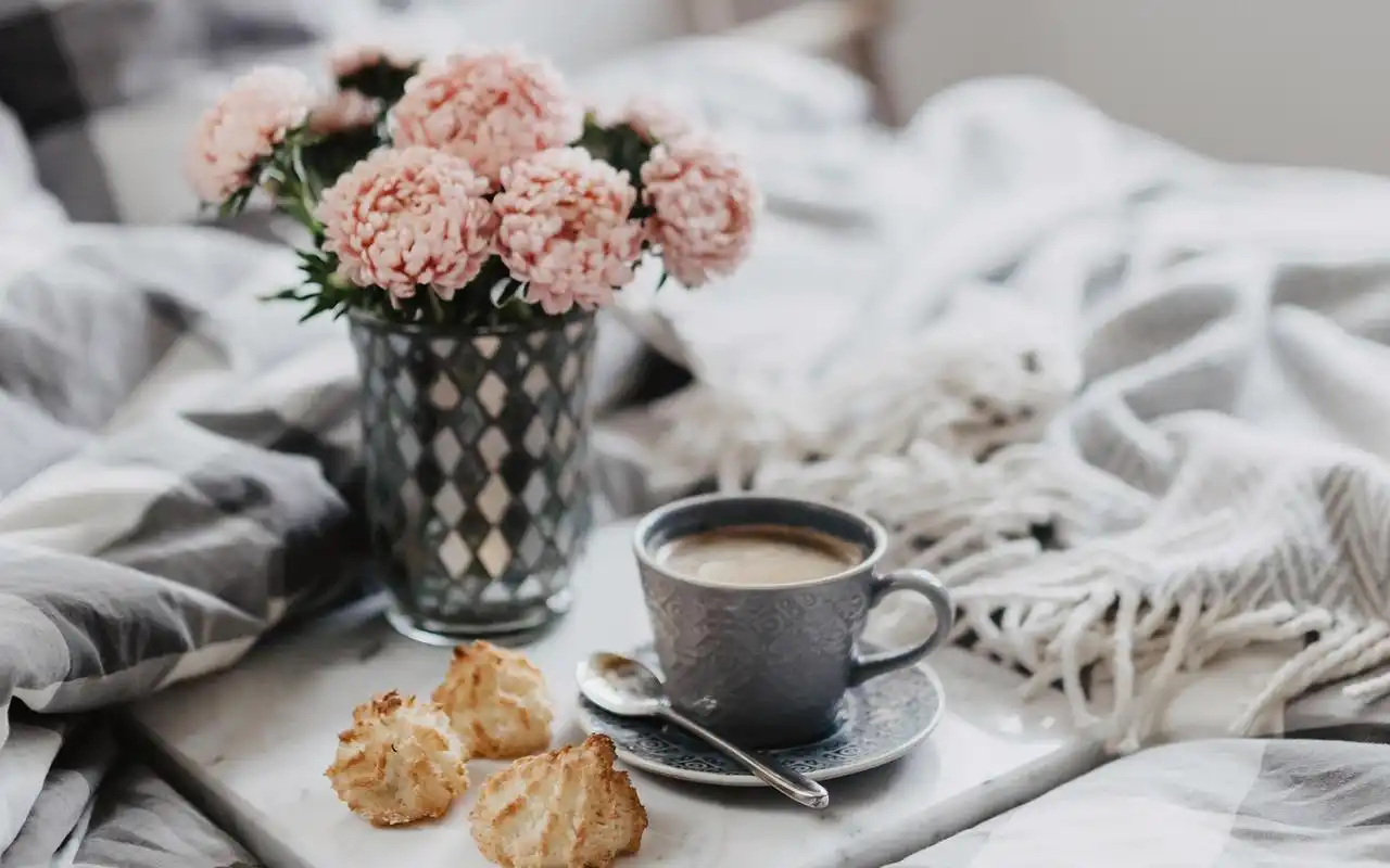 ins风泡芙唯美高清图片桌面壁纸