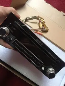 麦景图车载cd机