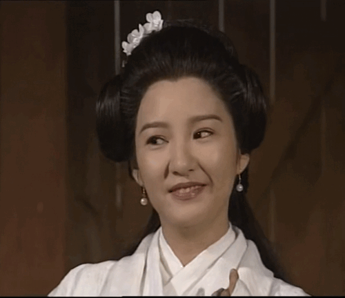 米雪的妹妹,《天龙八部》的马夫人,给有夫之妇生孩子,至今未婚