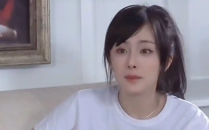 早期的杨幂,真是溢出屏幕的灵气!