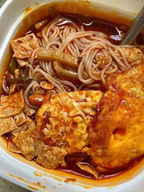 芜湖这个螺蛳粉加蛋真的绝了