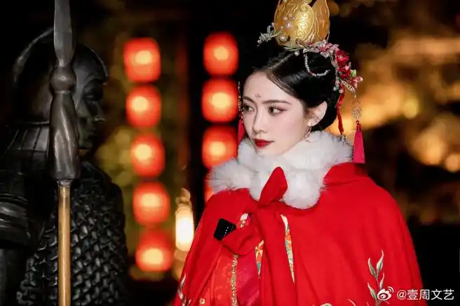 许佳琪kiki回家乡直播啦全程听穿着汉服的kiki温柔可爱的介绍台州府城