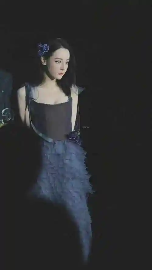 迪丽热巴生图曝光真实颜值惊艳众人粉丝直呼不可思议