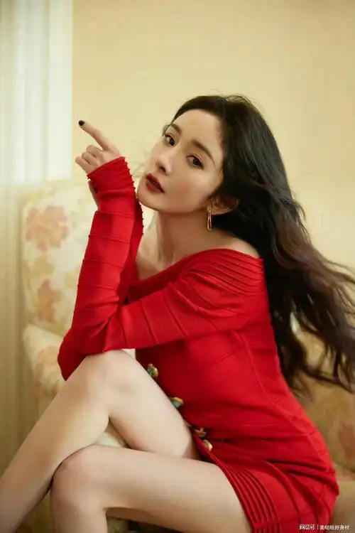 杨幂,大幂幂的美誉实至名归