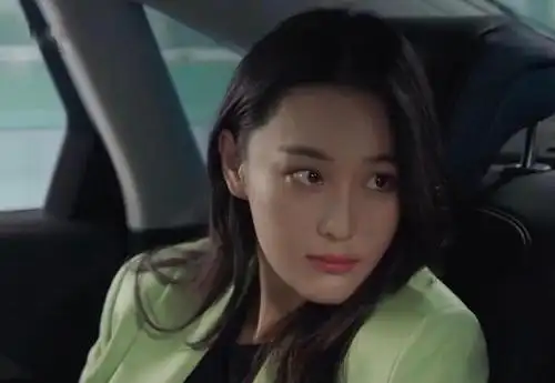 《完美关系》卫哲前女友俏皮上线,张馨予简直太撩了!