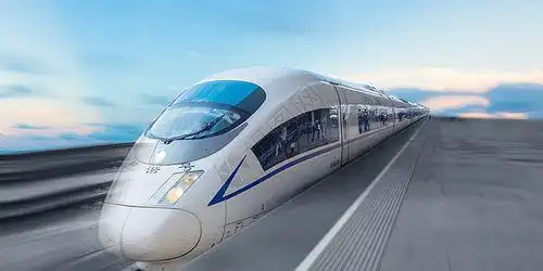 关于高铁列车图片大全大图的配图及描述