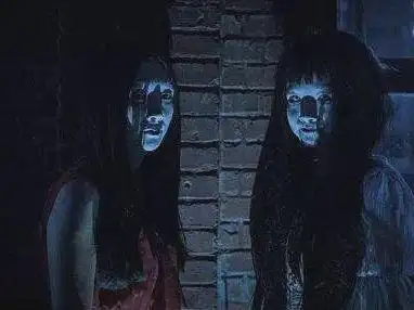 民间故事:我们村50年代全村搬迁,因风水问题,之后灵异事件频发|堂嫂|