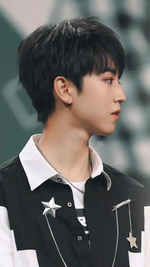 王俊凯鼻子还好吗