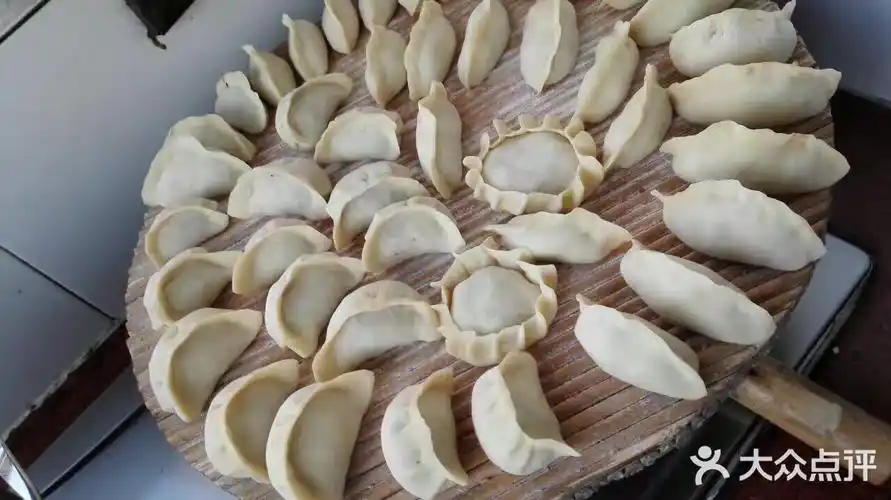 逢年过节北方都会吃的大饺子 - 大众点评吃喝玩乐精选