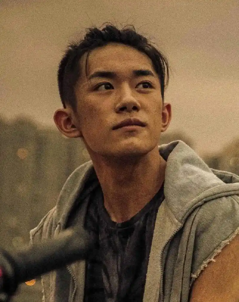 小北,四周年快乐 #易烊千玺 #少年的你 #易烊千玺少年的你 - 抖音