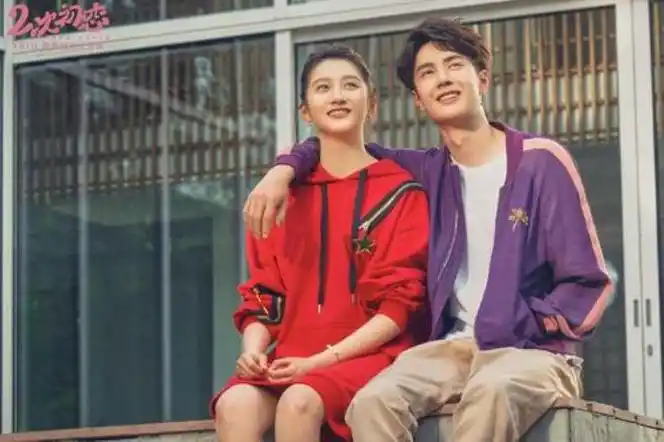 王一博暗恋关晓彤是真的吗王一博全程避嫌关晓彤被赞有分寸感