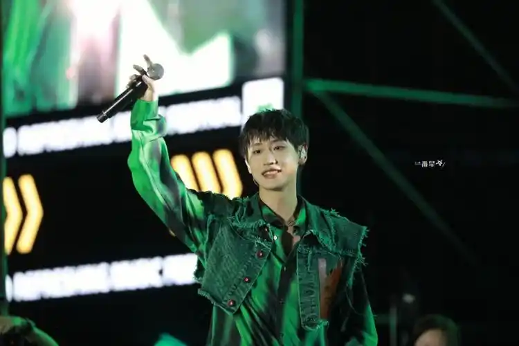 就是时间对短了!#刘彰  #into1